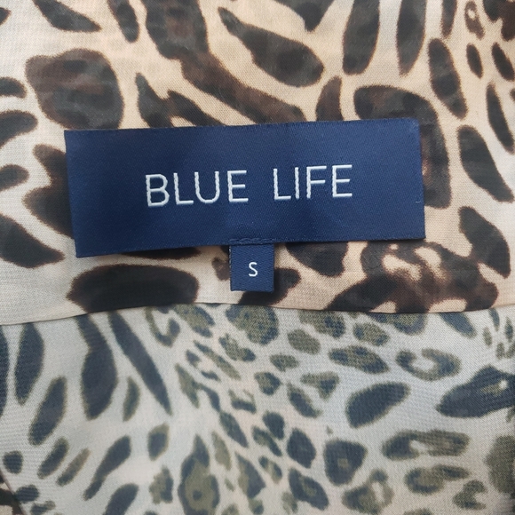 Blue Life Fina Animal Print Blouse - Picture 6 of 6